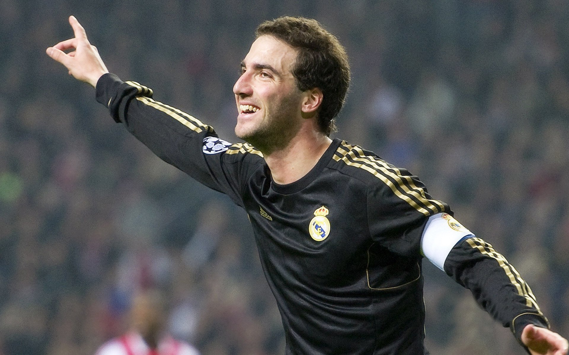 哈弗茨闪耀焦点战，德国新星在尼斯对阵威尔士中证明自我